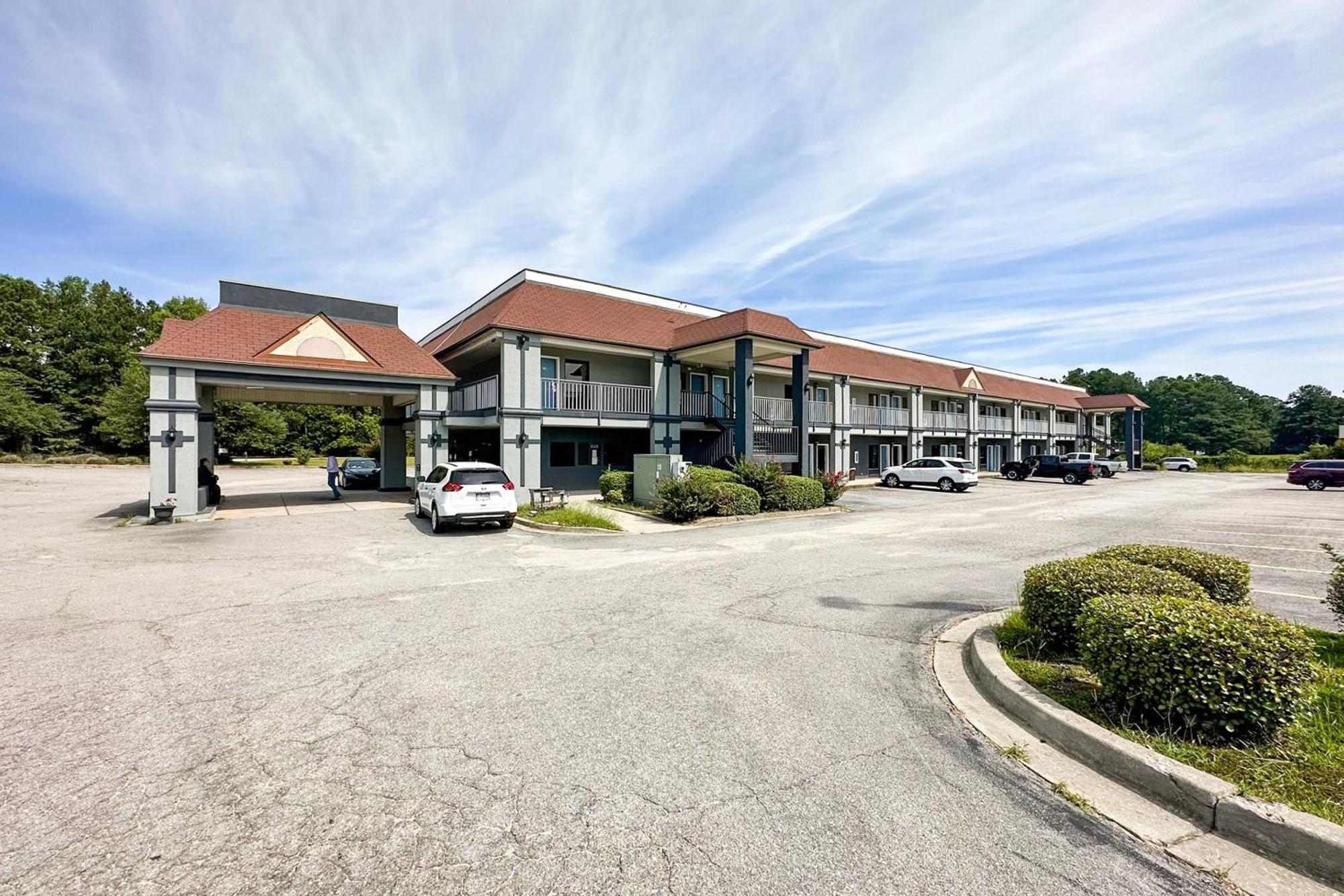 Executive Inn Ridgeway I-77 Екстериор снимка