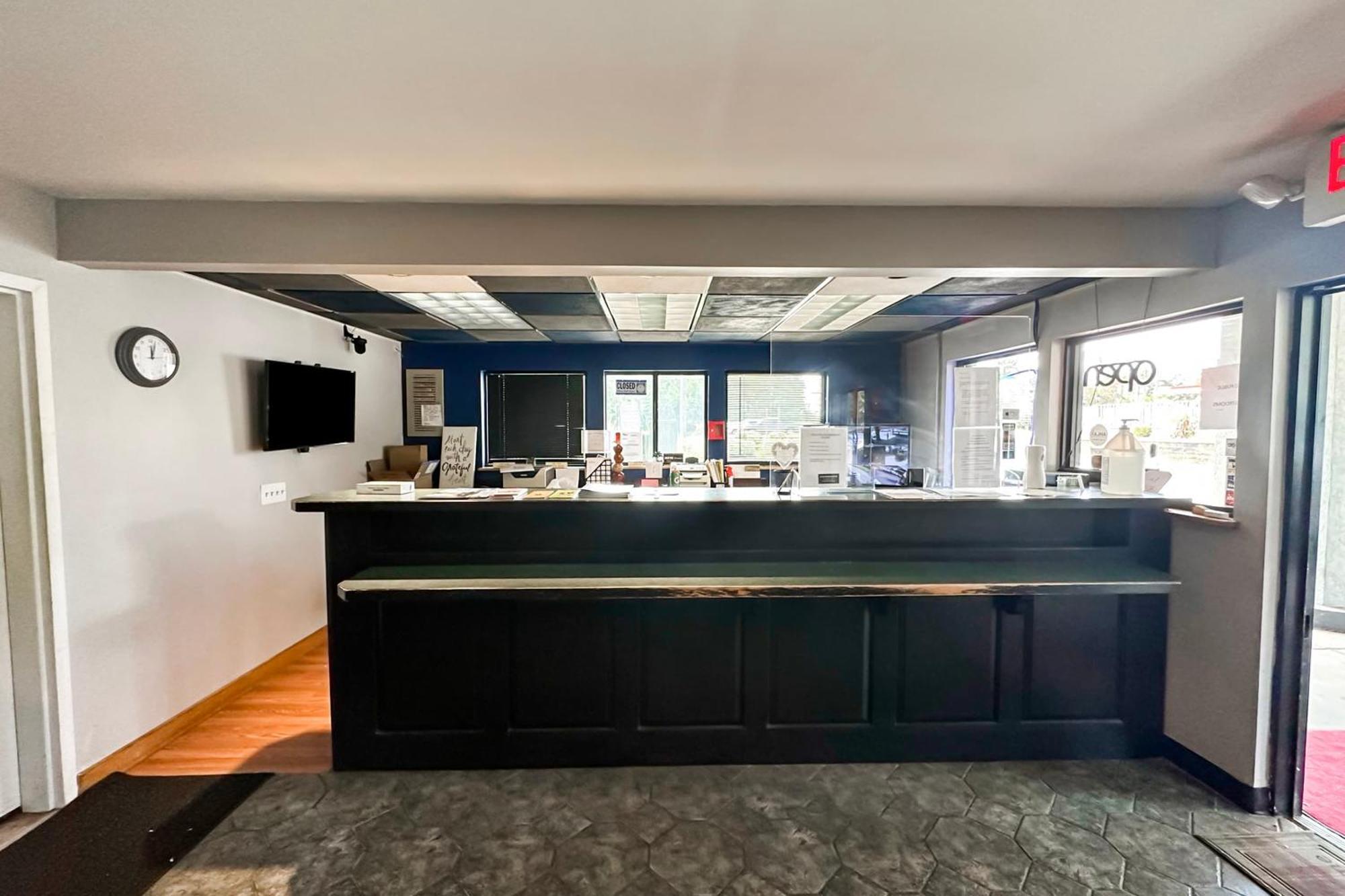 Executive Inn Ridgeway I-77 Екстериор снимка
