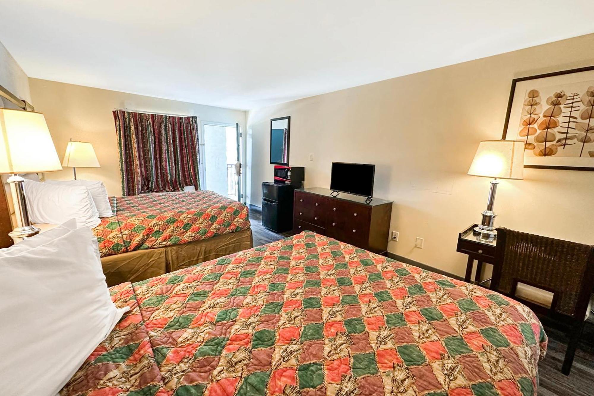 Executive Inn Ridgeway I-77 Екстериор снимка